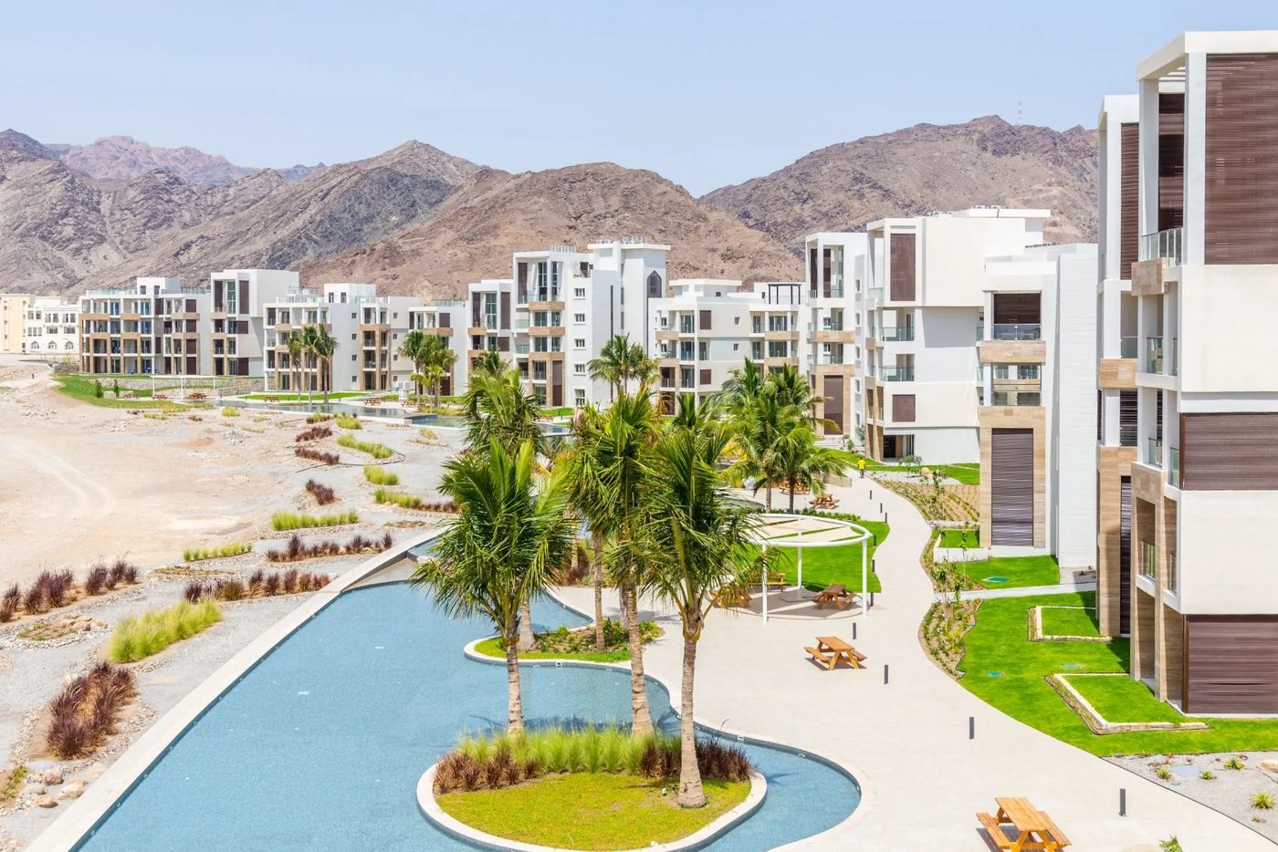 Jebel Sifah — lake pool courtyard from above